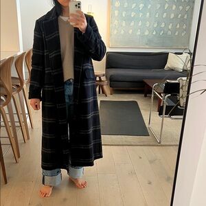 Vince- Women’s Navy/Gray Plaid Wool Coat
